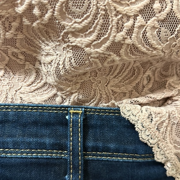 Apt. 9 Lace Top and Cami. Mauve or Rose Colored. Size Medium. - Picture 4 of 11